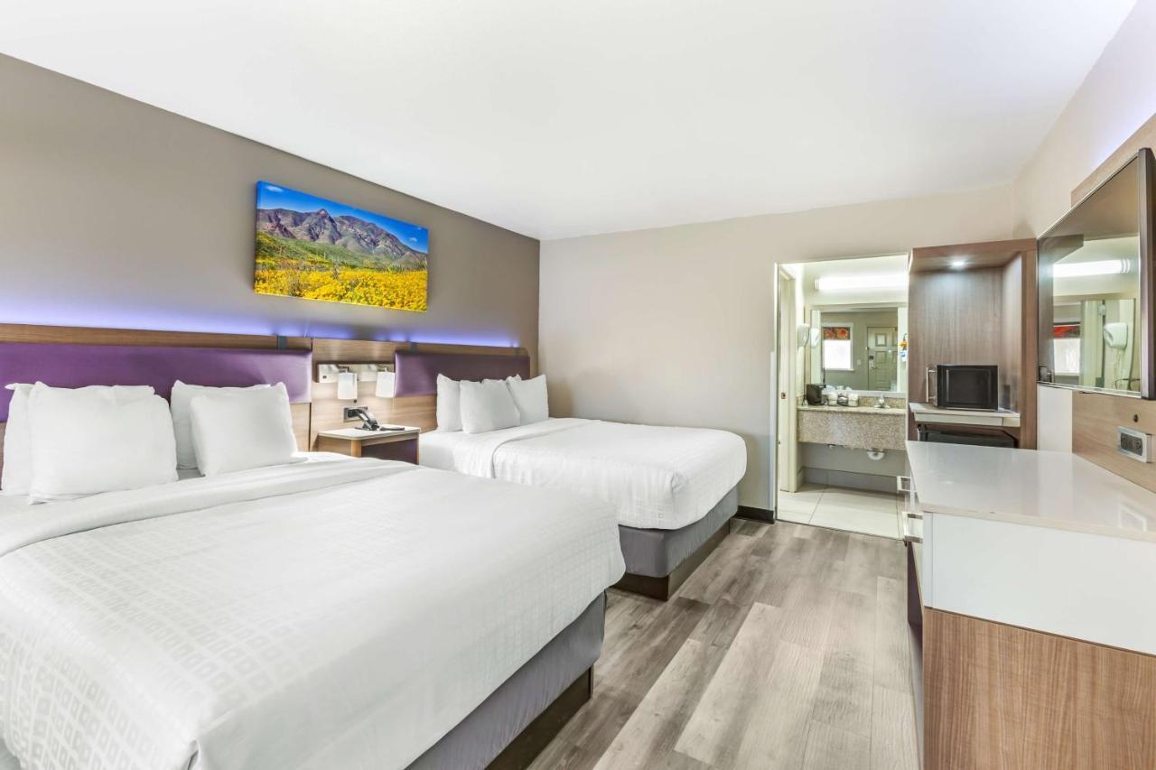 Best Western Sunland Park Inn Эль-Пасо Экстерьер фото