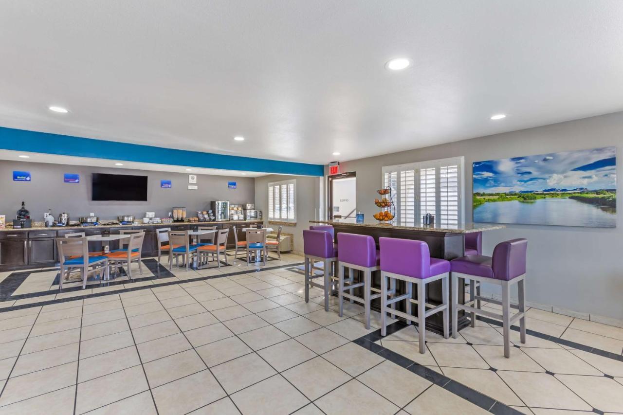 Best Western Sunland Park Inn Эль-Пасо Экстерьер фото
