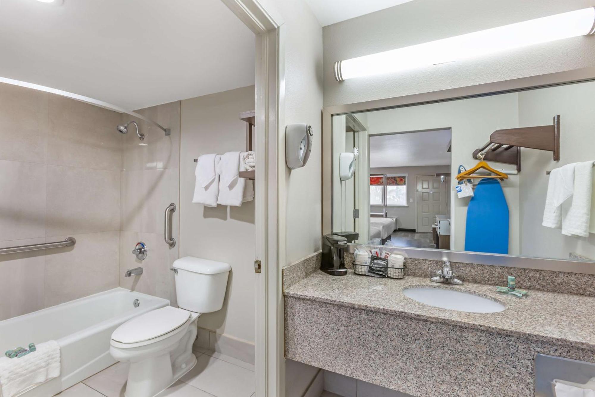Best Western Sunland Park Inn Эль-Пасо Экстерьер фото