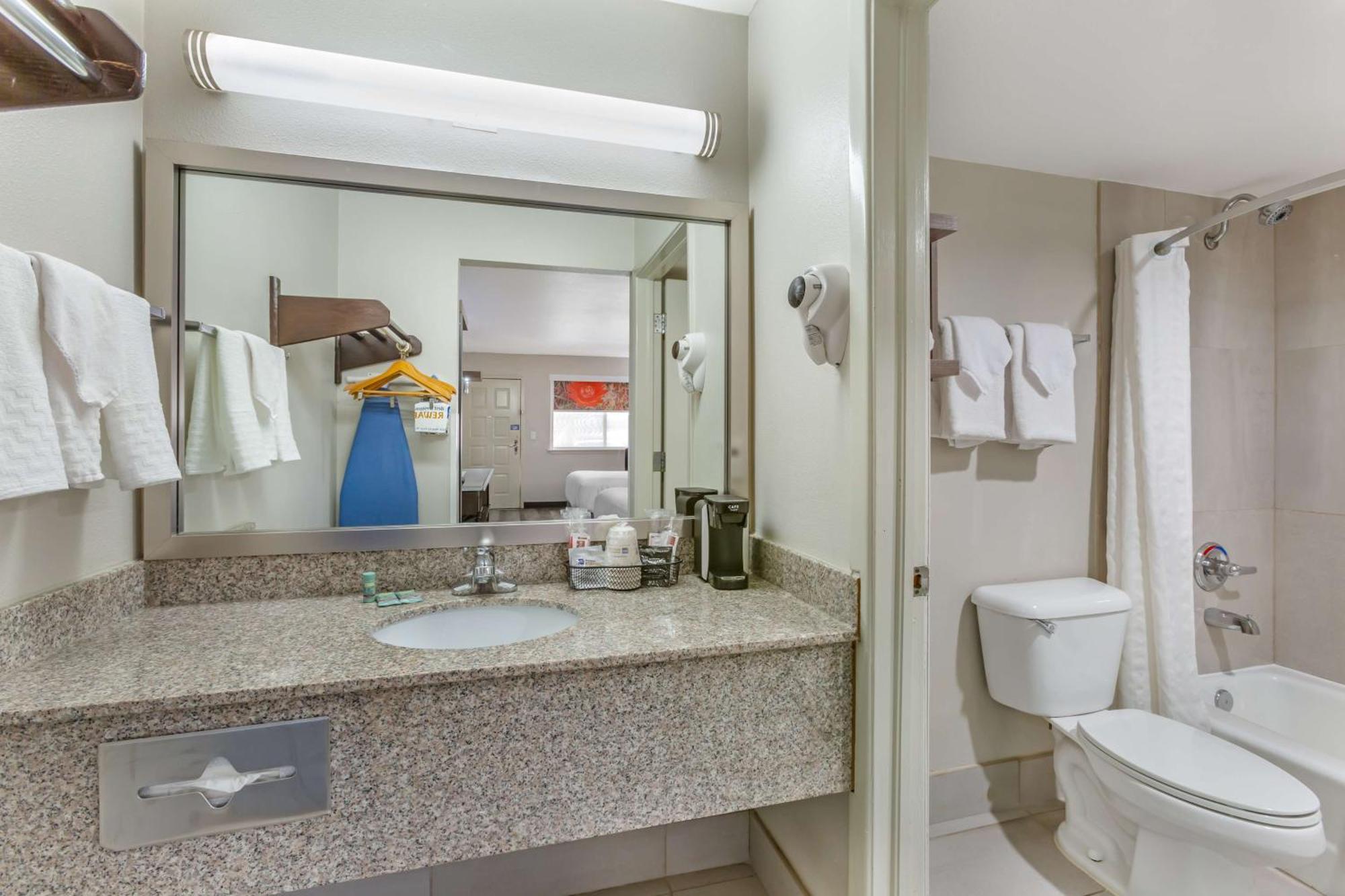 Best Western Sunland Park Inn Эль-Пасо Экстерьер фото